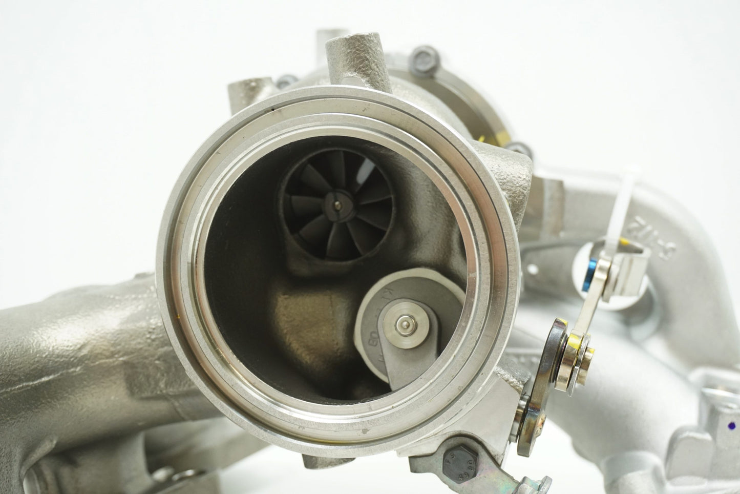 Pièce d'origine Turbocompresseur neuf pour Renault Nissan Dacia 1.6 TCe 14411-BV84B