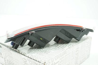 Pièce d'origine Feu arrière droit pour Renault Captur II 265801655R
