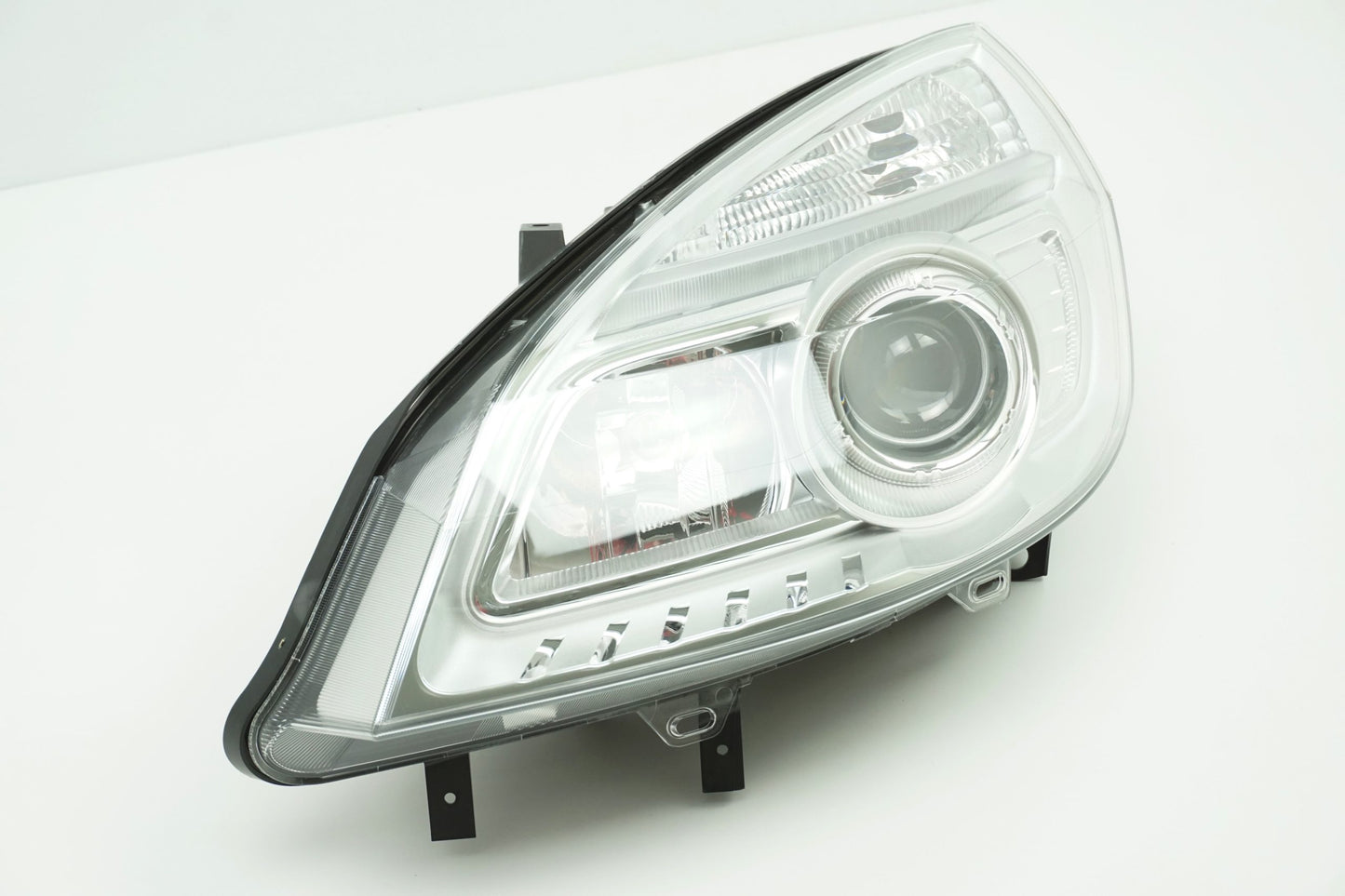 Pièce d'origine Phare avant gauche pour Renault Scenic III 7701065913