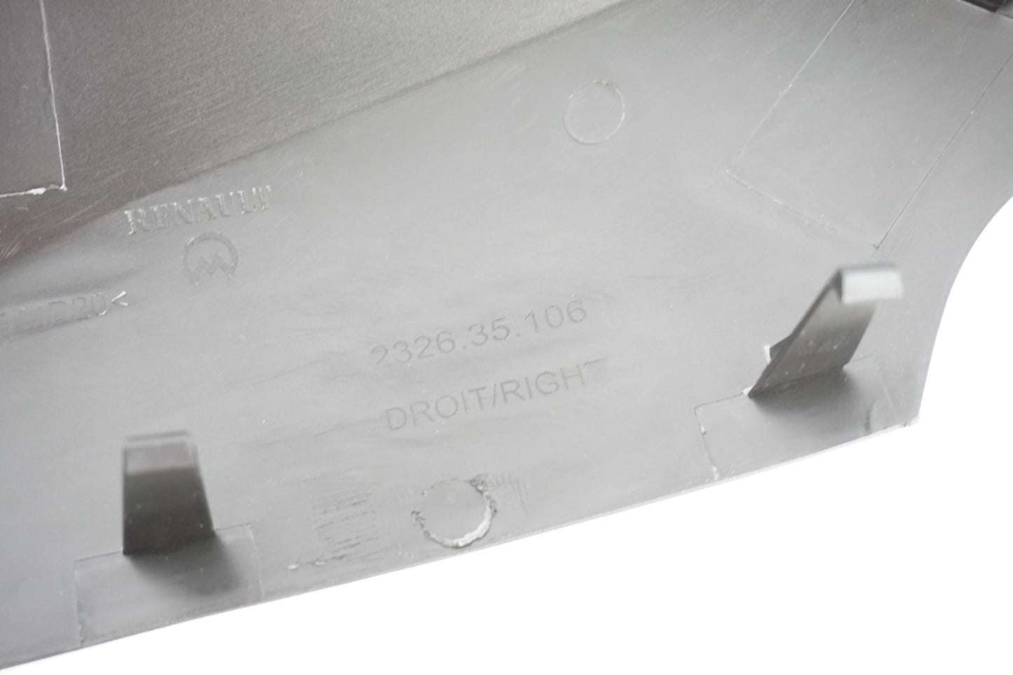 Pièce d'origine Coque de rétroviseur droite pour Renault Mégane III Fluence 963730063R