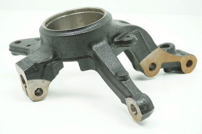 Pièce d'origine Fusée d'essieu avant gauche pour Renault Kangoo II Mercedes Citan 8200755584