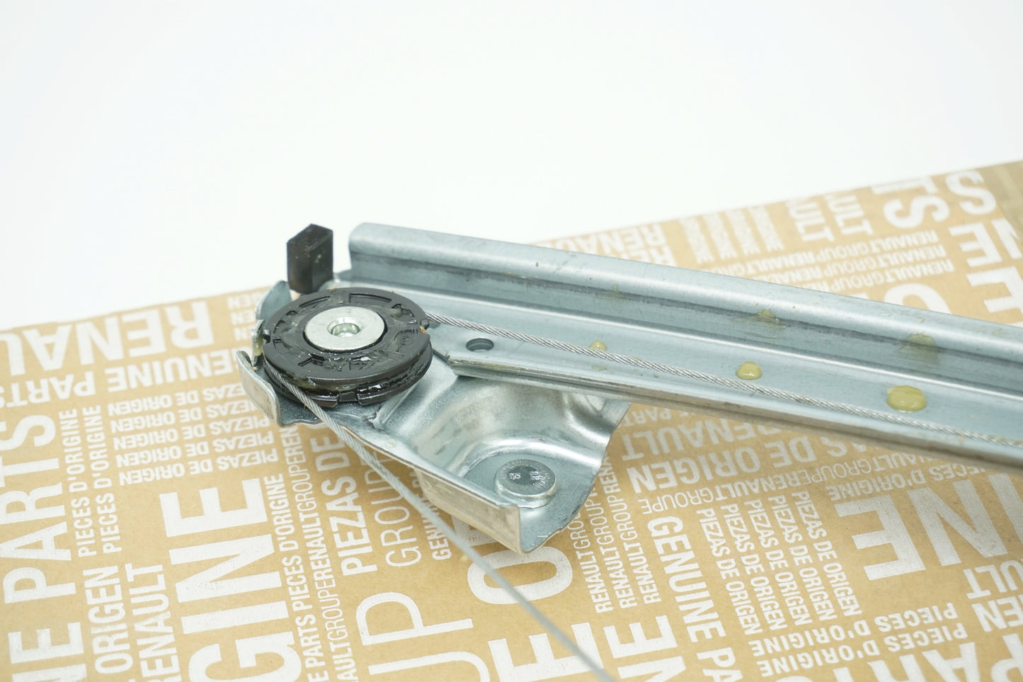 Pièce d'origine Mécanisme de lève-vitre arrière gauche pour Dacia Sandero Logan 827217198R