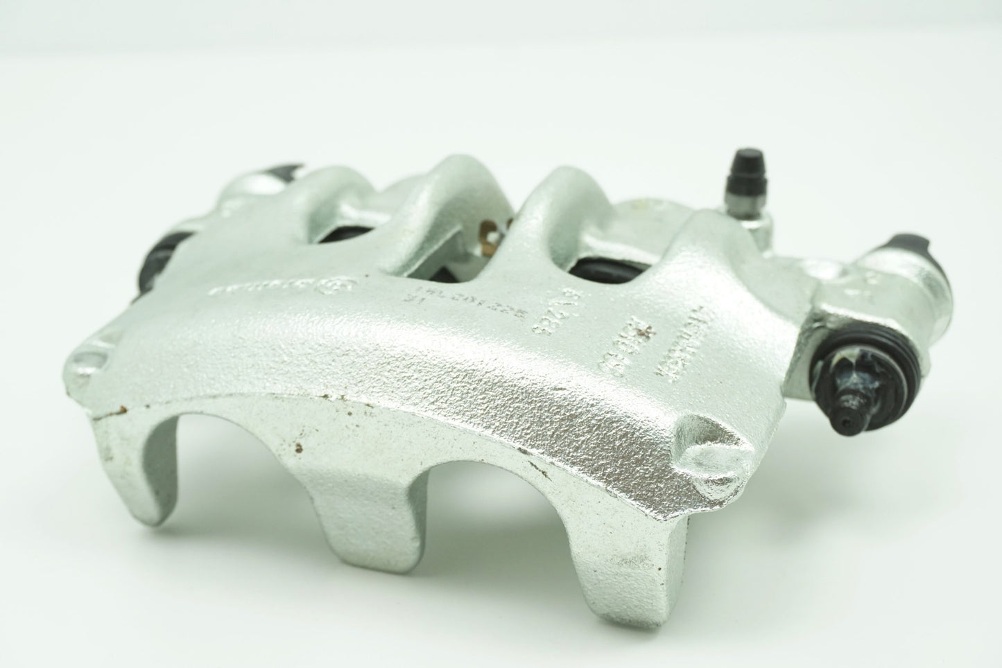 Pièce d'origine Étrier de frein avant gauche pour Renault Master III 410110092R