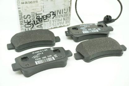Pièce d'origine Plaquettes de frein arrière pour Renault Master III 440604591R