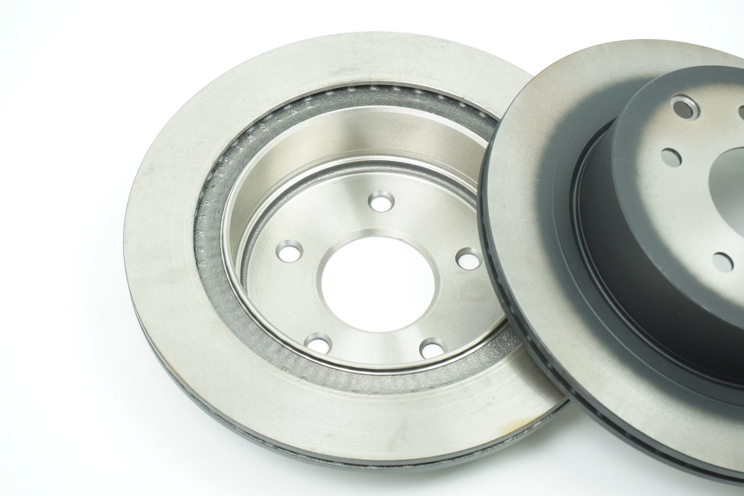 Pièce d'origine Disques de frein pour Renault Koleos Dacia Duster 432003112R