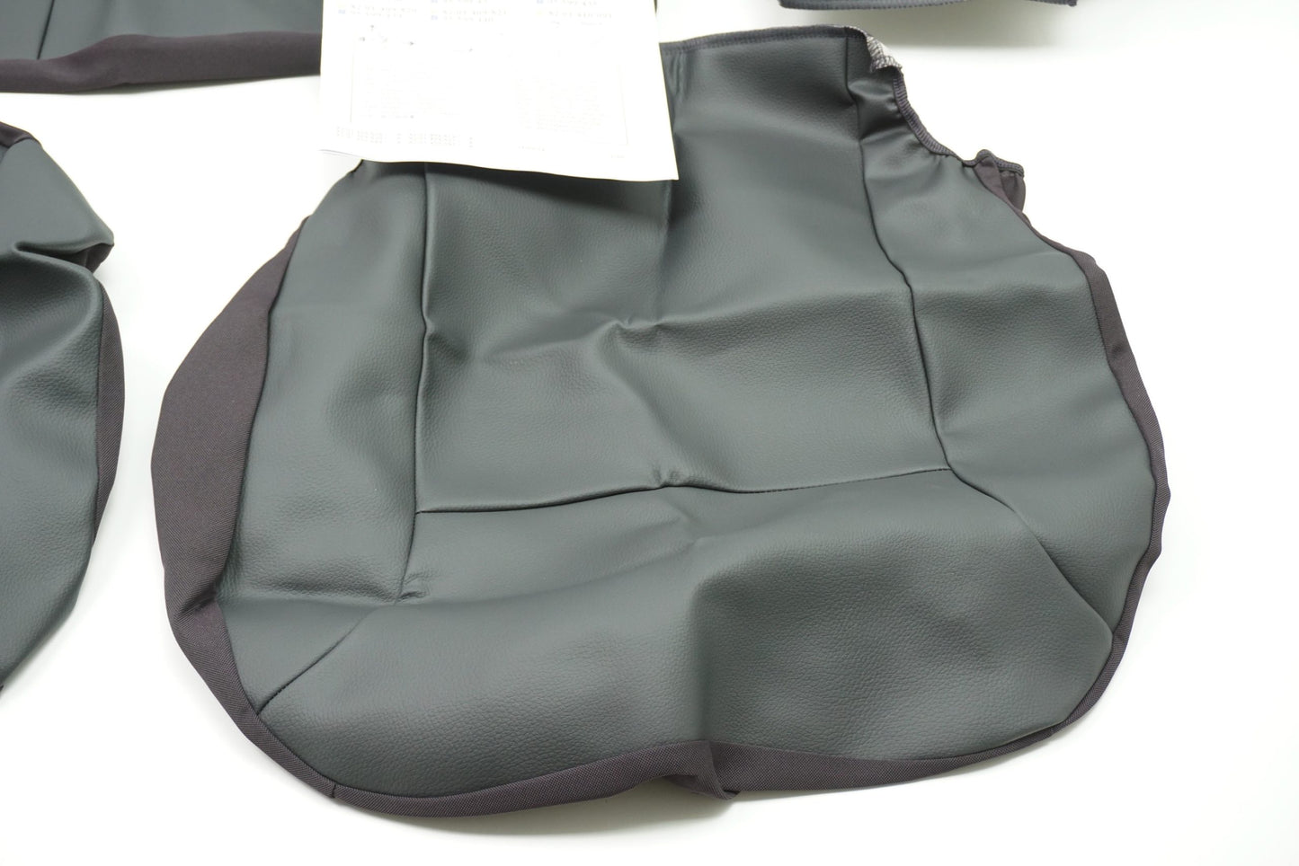 Pièce d'origine Housse de siège pour Renault Trafic III 8201410091