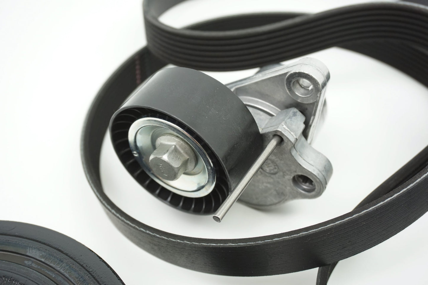 Pièce d'origine Kit de courroie d'accessoires pour Nissan 2.0 11720-00Q1D