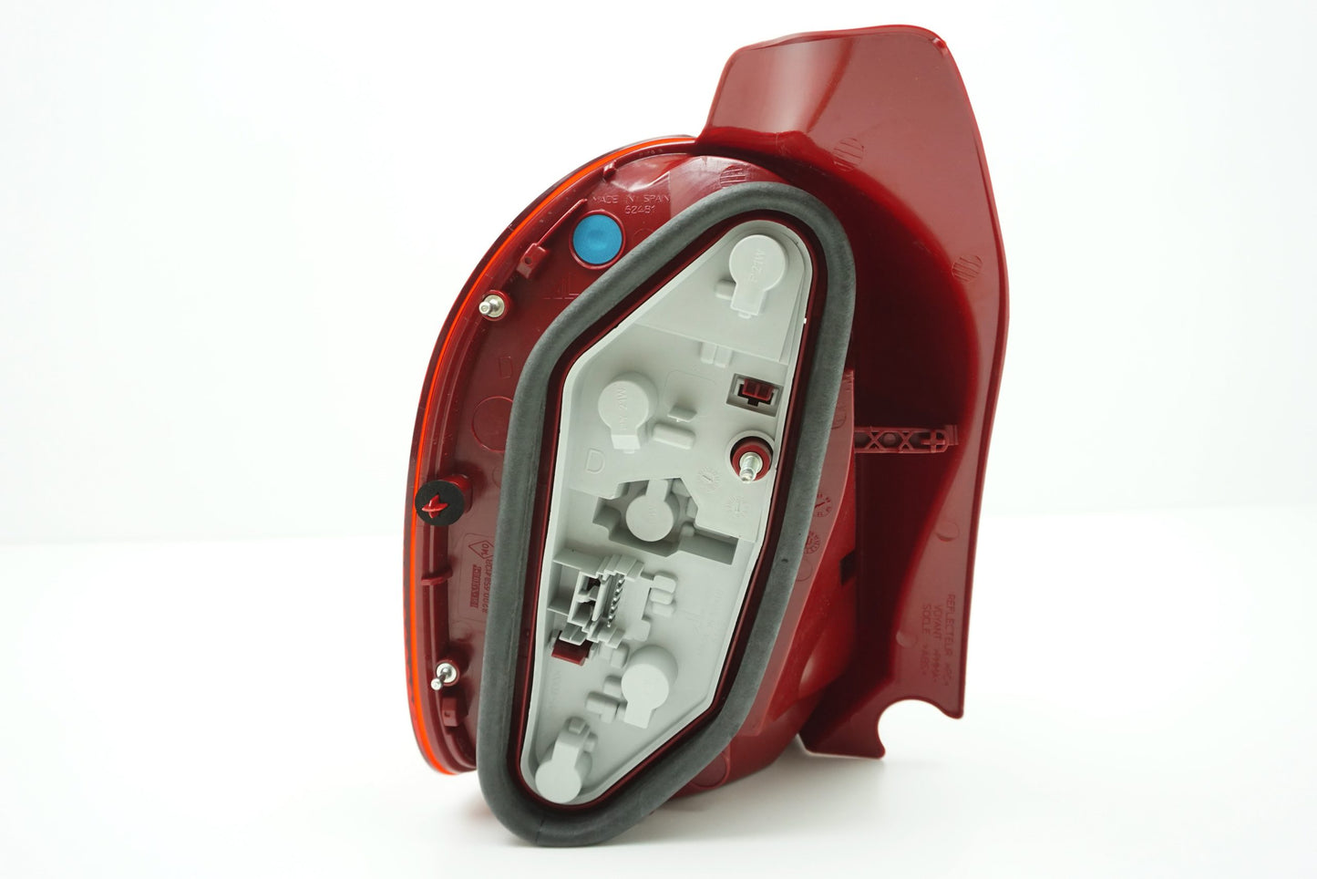 Pièce d'origine Feu arrière droit pour Renault Modus 8200658413