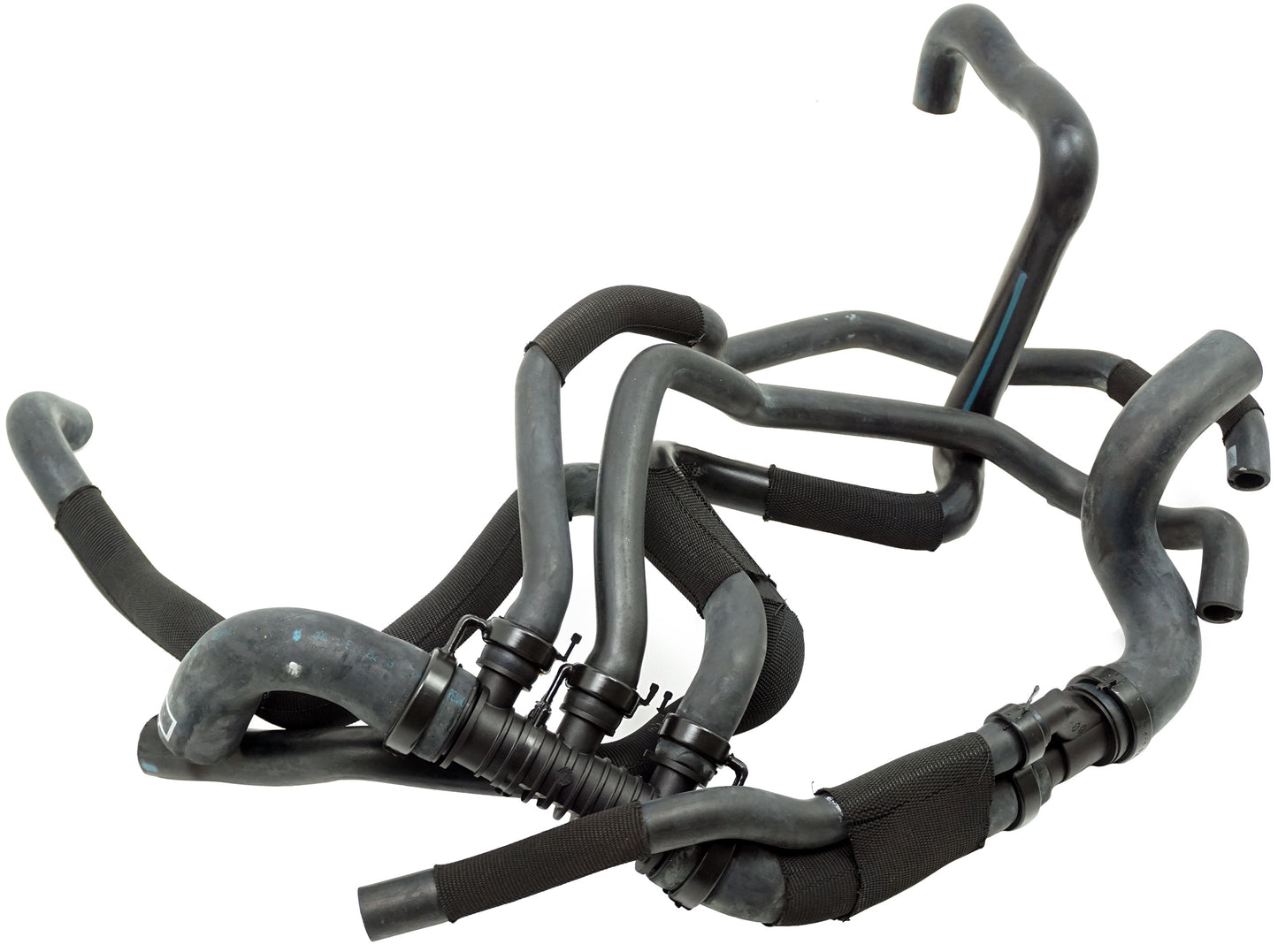 Pièce d'origine Tuyaux de liquide de refroidissement pour Renault Mégane II Scenic II 8200580569
