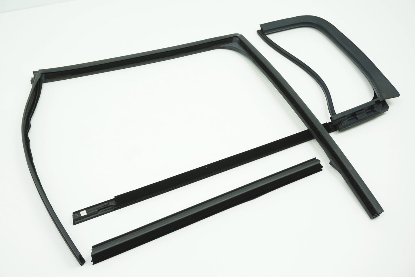 Pièce d'origine Kit de joints de vitre arrière pour Renault Modus 7701208321