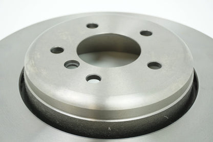 Pièce d'origine Disque de frein arrière pour BMW Série 5 E60 8660003907