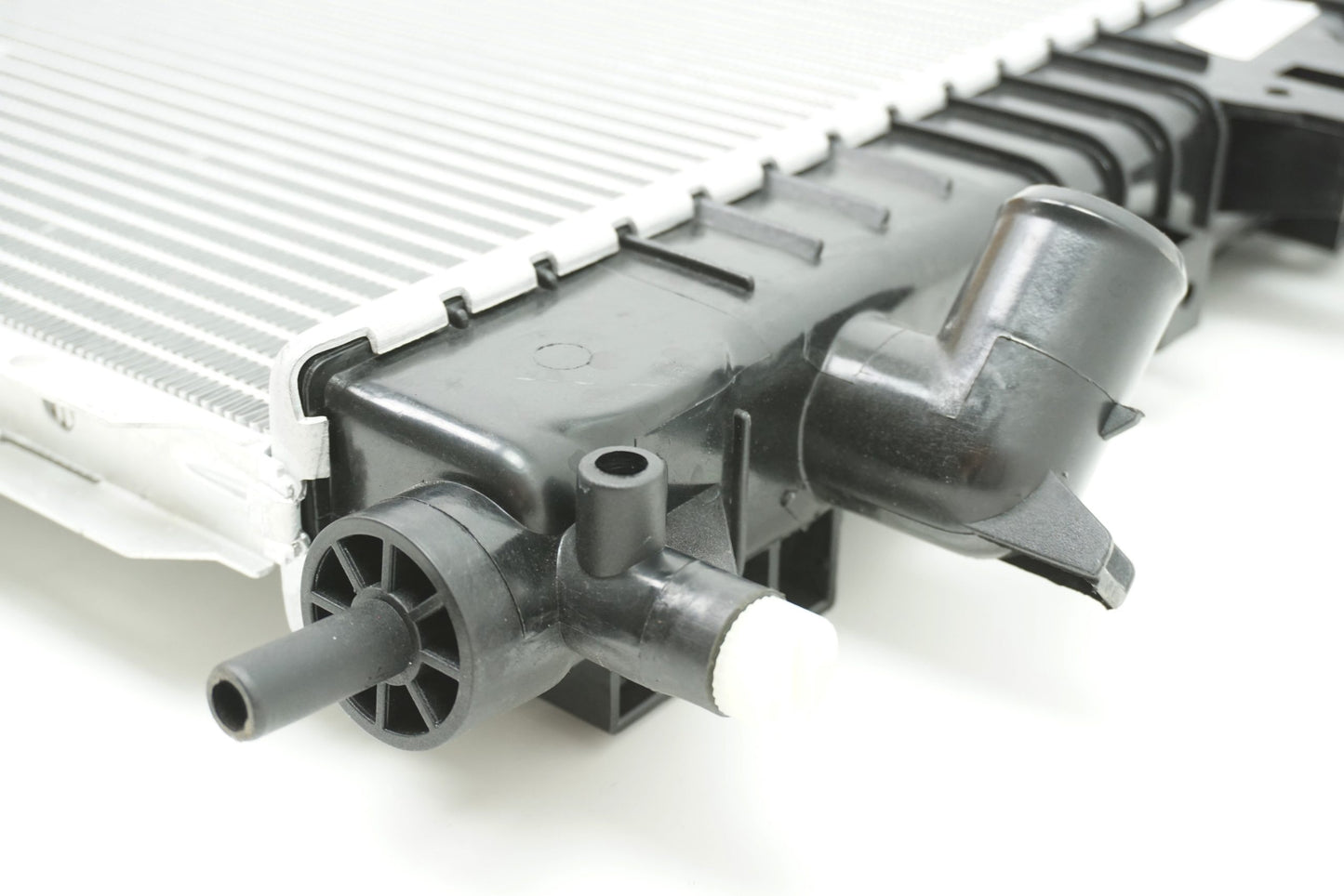 Pièce d'origine Radiateur moteur pour Opel Astra H Zafira B 8671017865