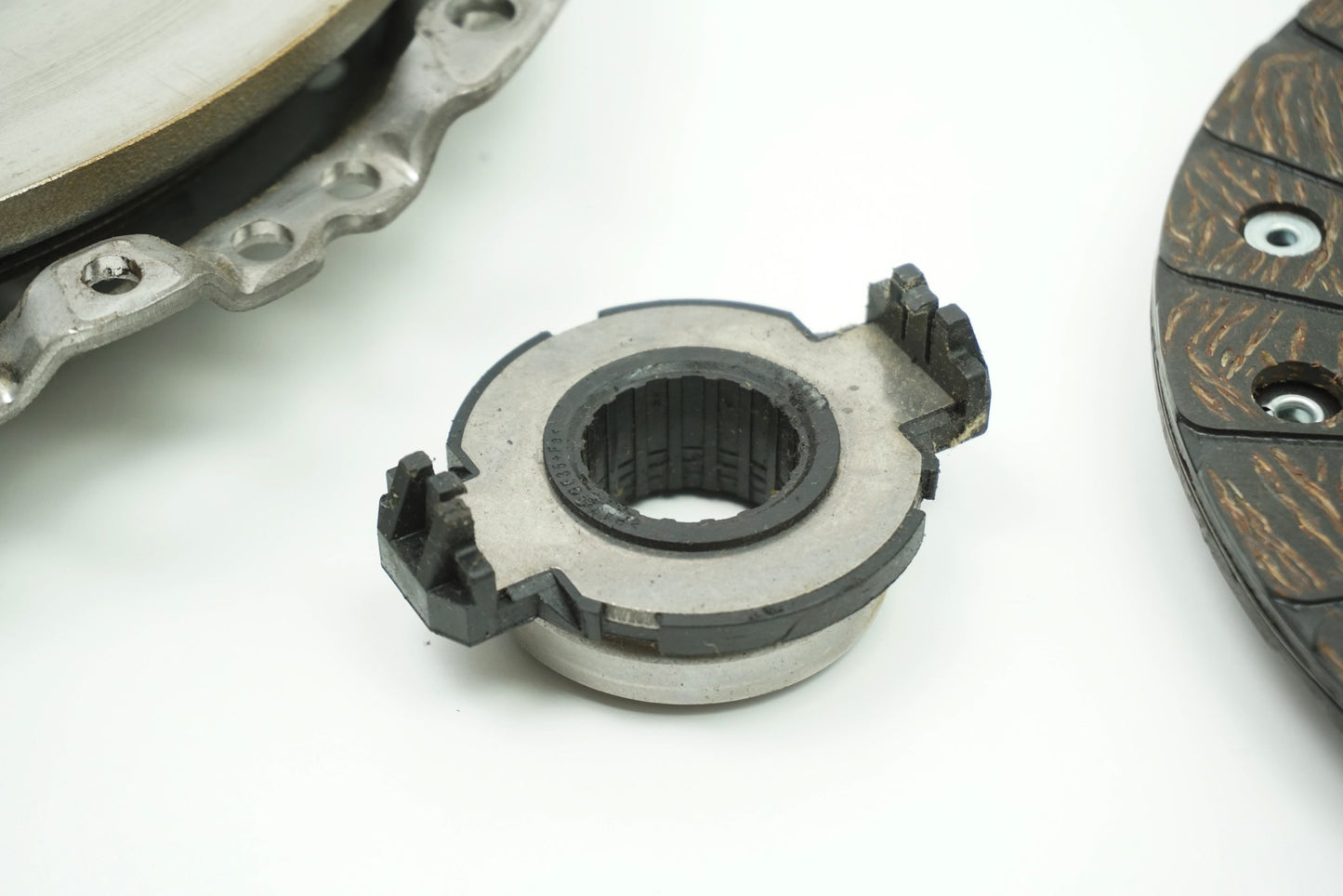 Pièce d'origine Kit d'embrayage pour Citroën Berlingo Peugeot Partner 8660001054