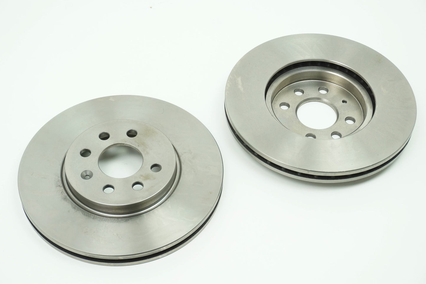 Pièce d'origine Disques de frein pour Opel Meriva Corsa Combo 8671017406