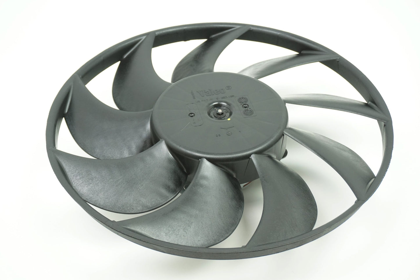 Pièce d'origine Ventilateur de radiateur pour Renault Master II 7701209348