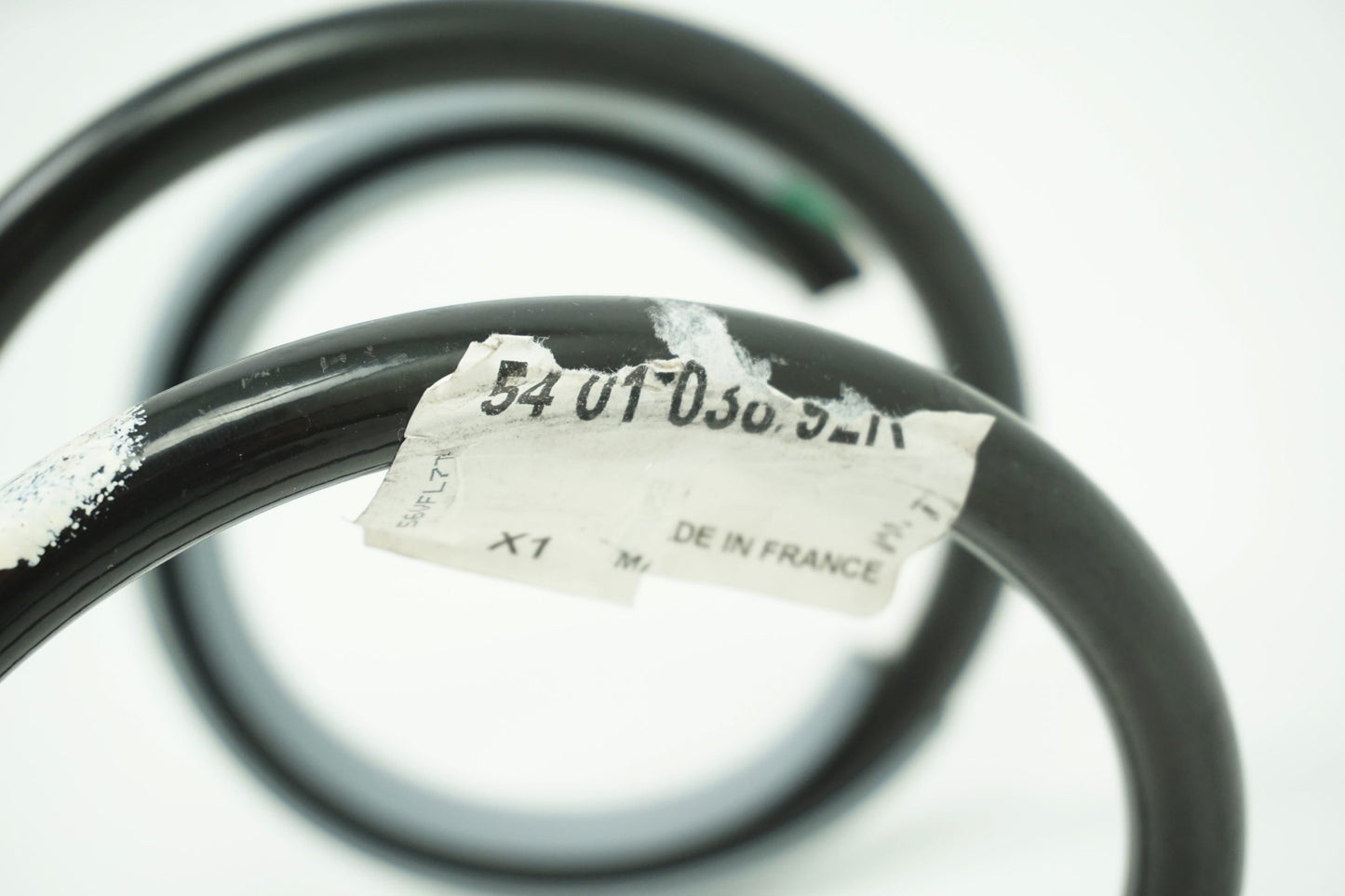 Pièce d'origine Ressort de suspension avant pour Renault Clio III 540103892R