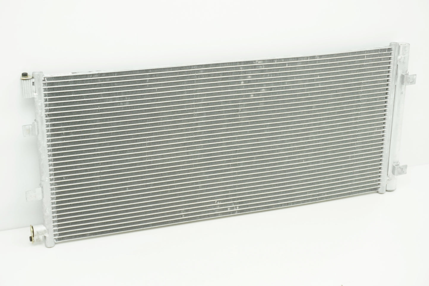 Pièce d'origine Condenseur de climatisation pour Nissan NV400 Renault Master III 8660006091