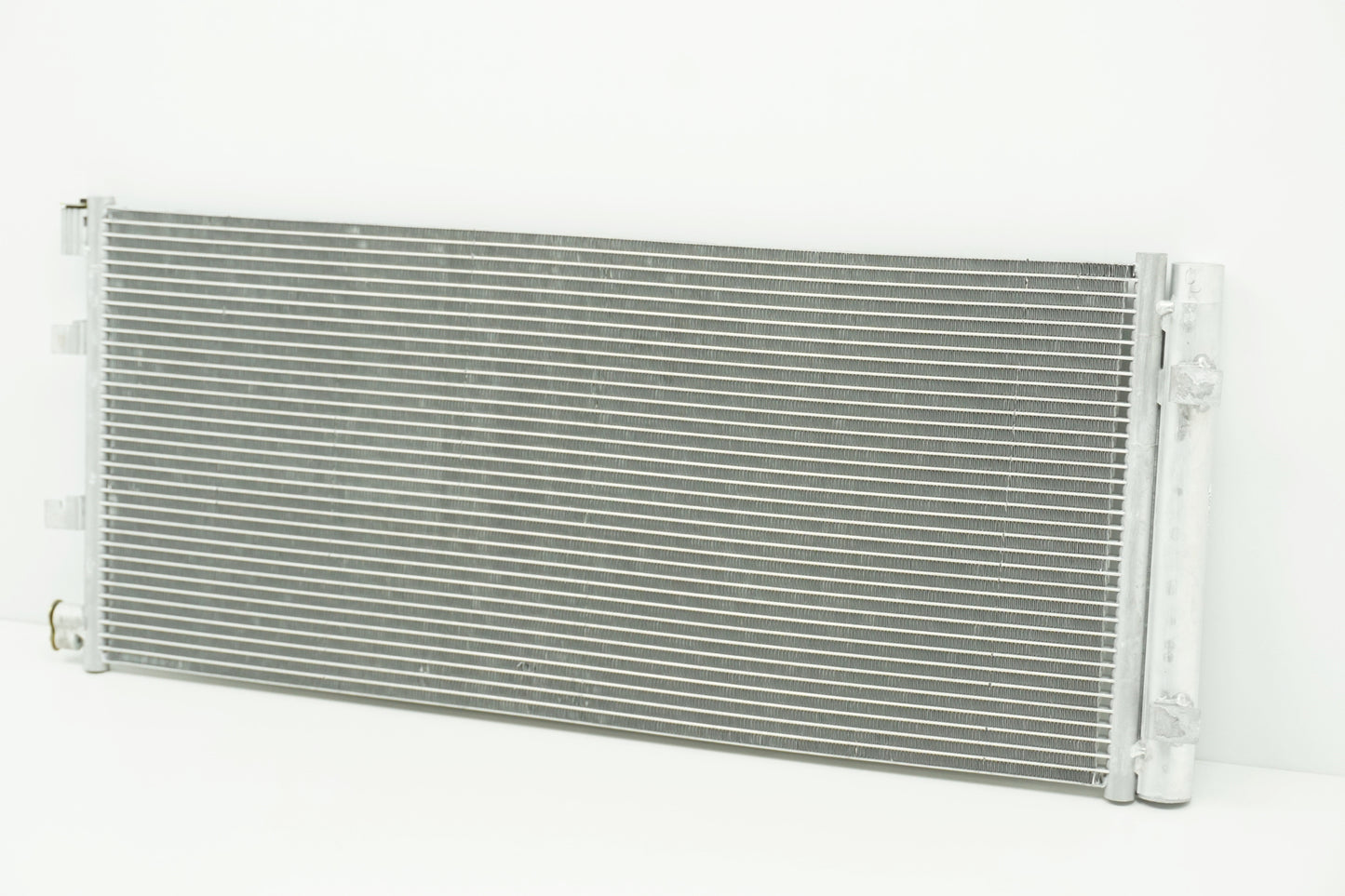 Pièce d'origine Condenseur de climatisation pour Nissan NV400 Renault Master III 8660006091