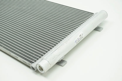 Pièce d'origine Condenseur de climatisation pour Nissan NV400 Renault Master III 8660006091