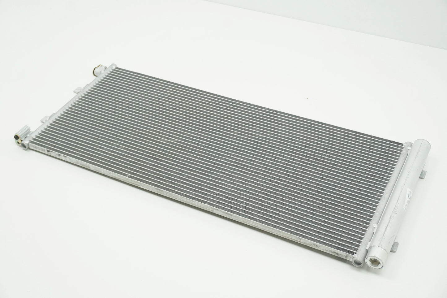 Pièce d'origine Condenseur de climatisation pour Nissan NV400 Renault Master III 8660006091