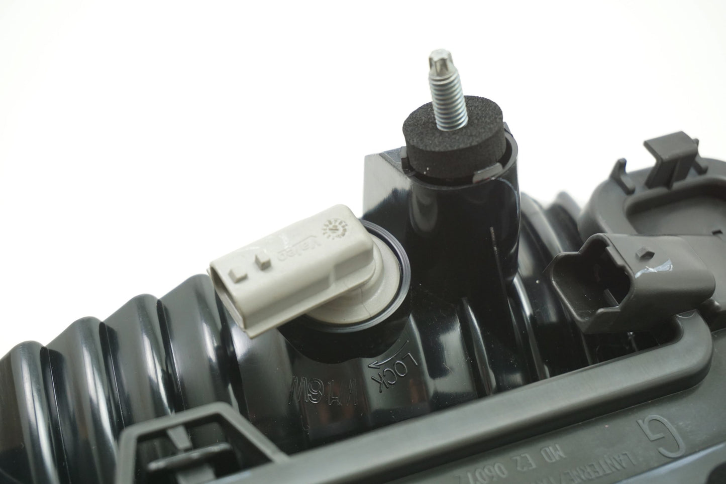 Pièce d'origine Feu arrière gauche de hayon pour Renault Laguna III 265550020R
