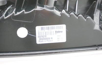 Pièce d'origine Feu arrière gauche de hayon pour Renault Laguna III 265550020R