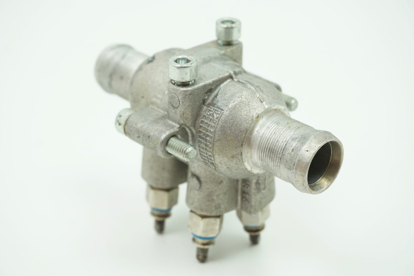 Pièce d'origine Réchauffeur d'eau pour Renault Kangoo II Citan 1.5 8200573138