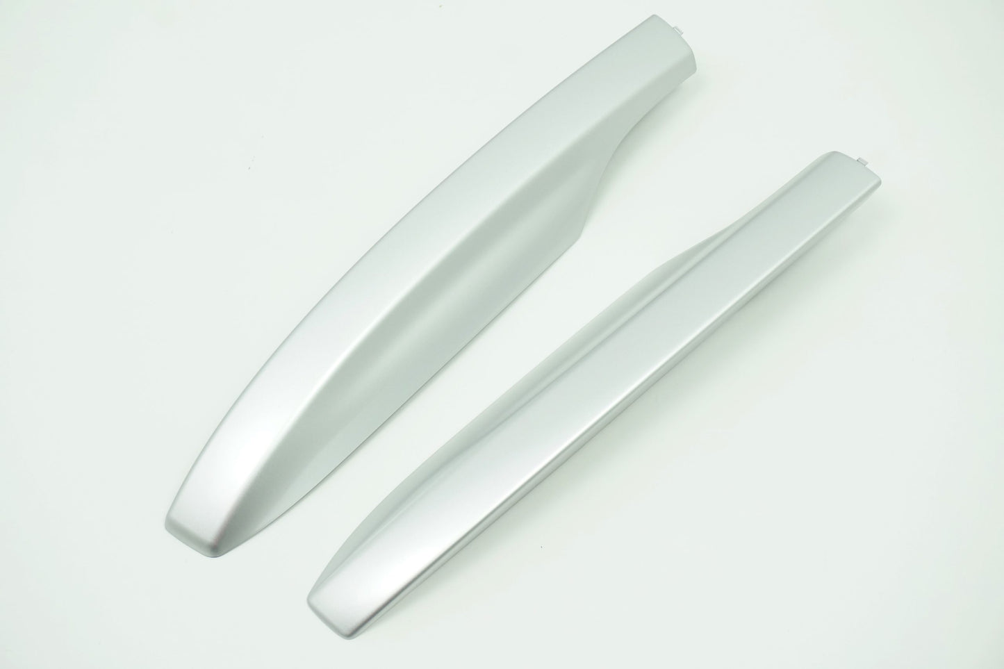 Pièce d'origine Caches plastique de barres de toit pour Renault Megane III Estate 738755664R