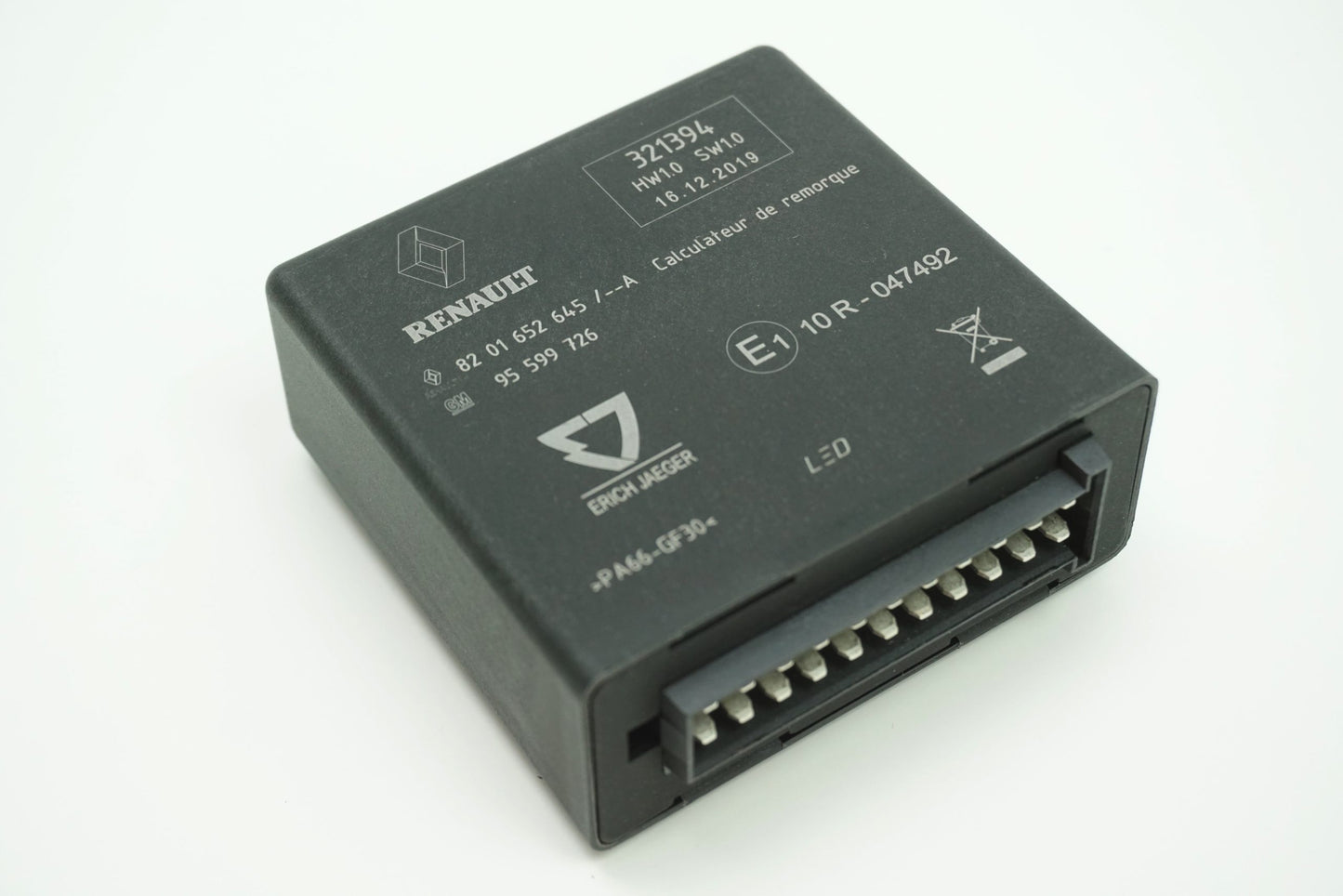 Pièce d'origine Module d'attelage pour Renault 8201652645
