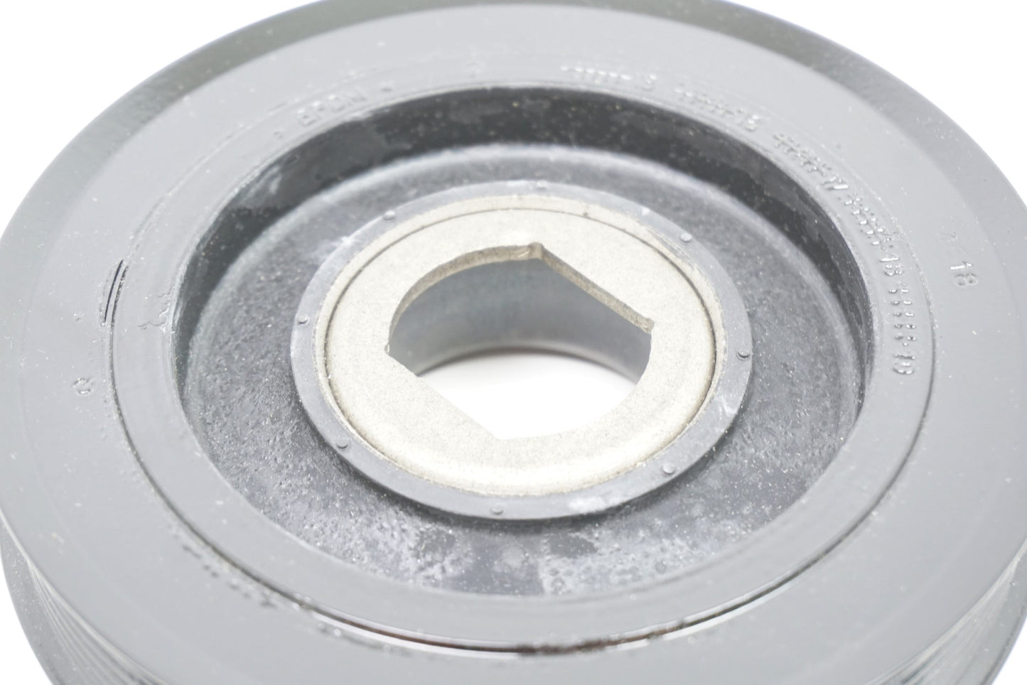 Pièce d'origine Poulie de vilebrequin pour Renault Espace Laguna Megane 8200767762