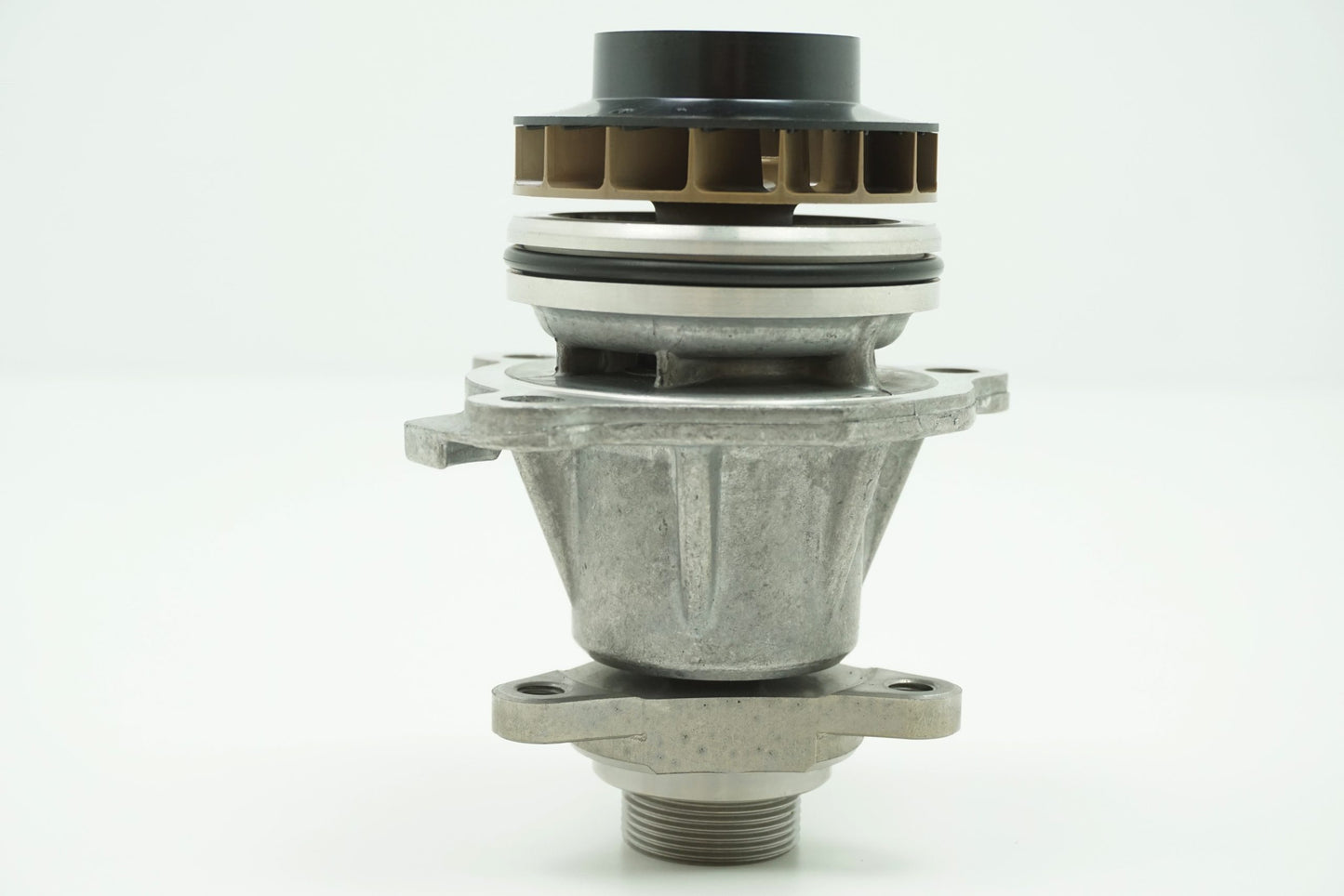 Pièce d'origine Pompe à eau pour Renault Master III 210105857R