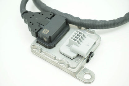 Pièce d'origine Sonde lambda pour Dacia Duster II 1.5 Blue dCi 227904063R