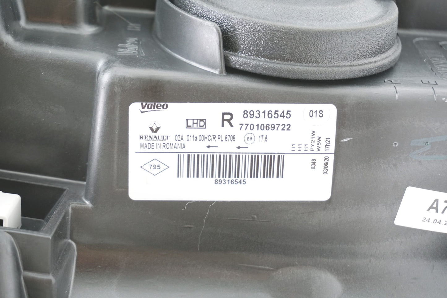 Pièce d'origine Phare droit pour Renault Modus 7701069722
