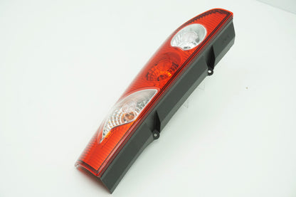 Pièce d'origine Feu arrière droit pour Renault Kangoo II 8200419945