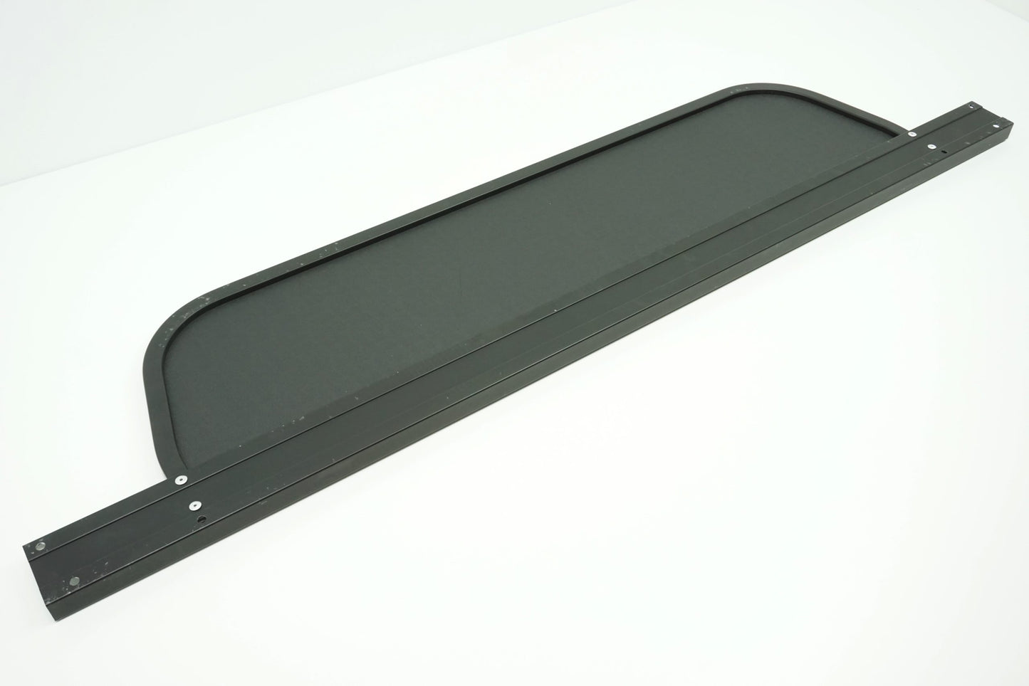 Pièce d'origine Grille de séparation de chargement avec limiteur de charge pour Nissan Navara D23 8201704723