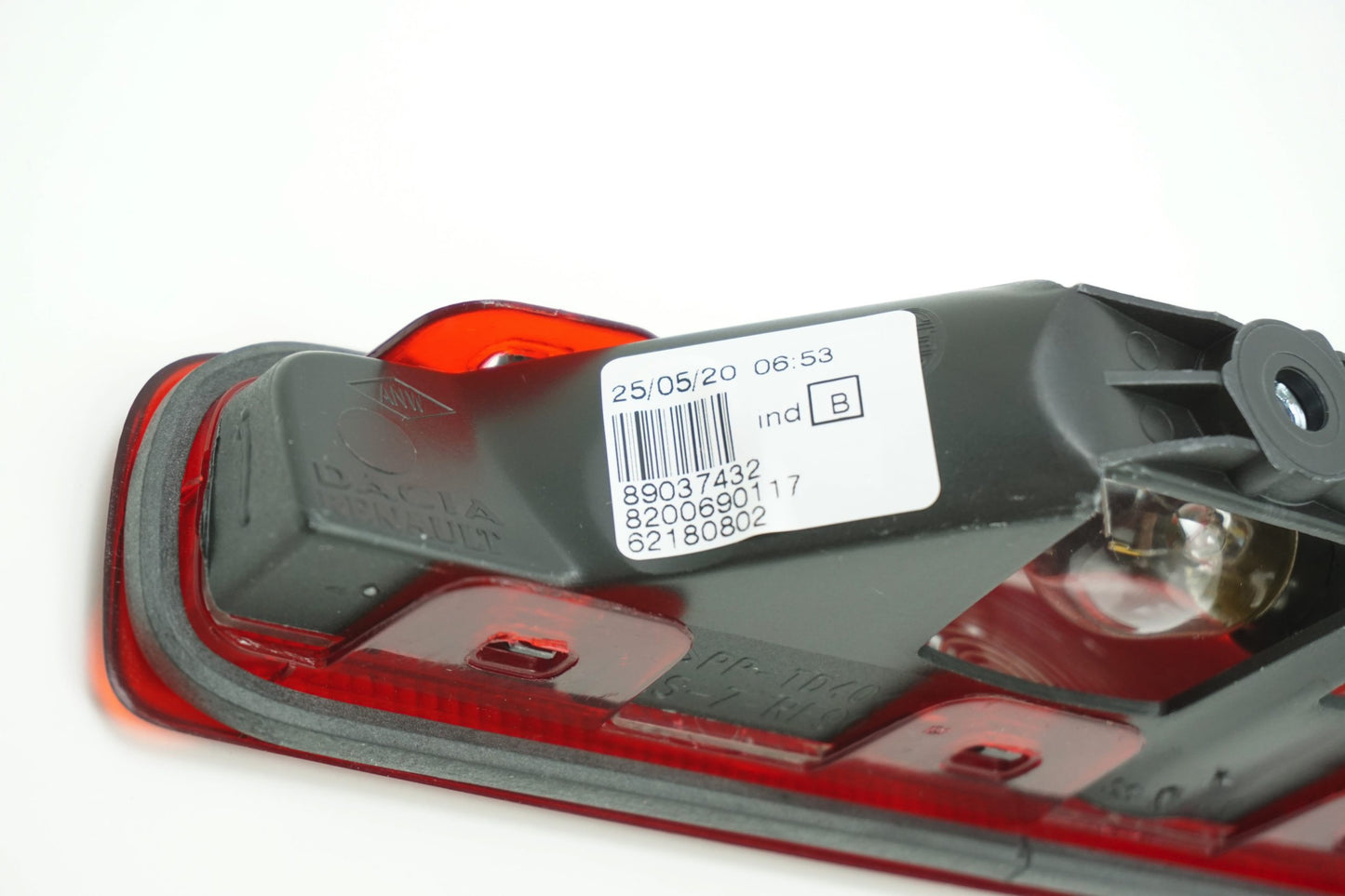 Pièce d'origine Troisième feu stop pour Dacia Lodgy Dokker 8200690117