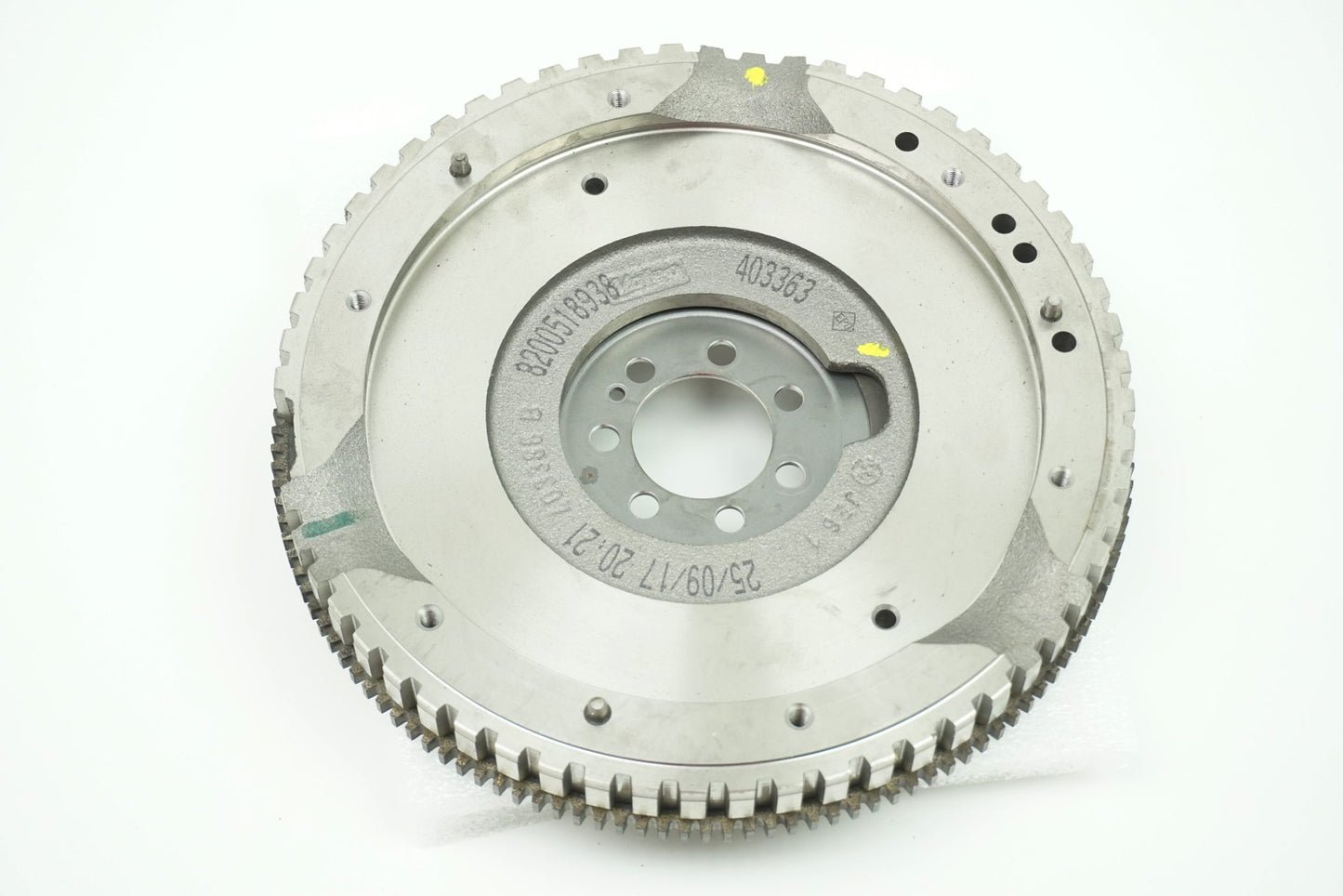 Pièce d'origine Volant moteur pour Renault Megane III 1.5 123009797R