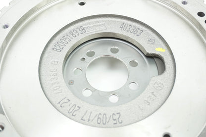 Pièce d'origine Volant moteur pour Renault Megane III 1.5 123009797R