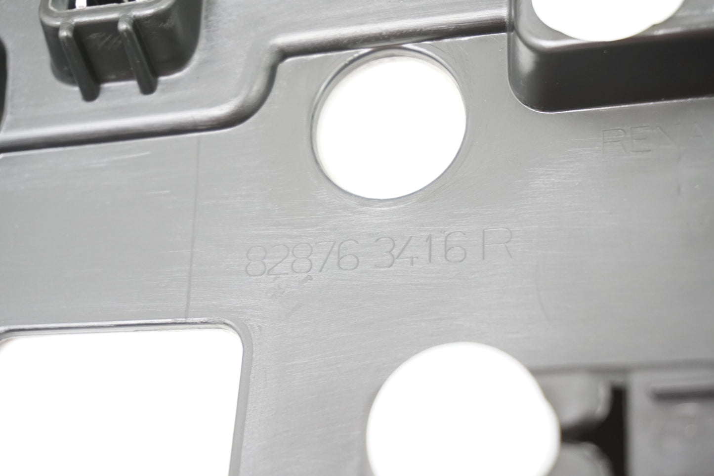 Pièce d'origine Baguette de porte arrière droite pour Renault Scenic III 828765775R