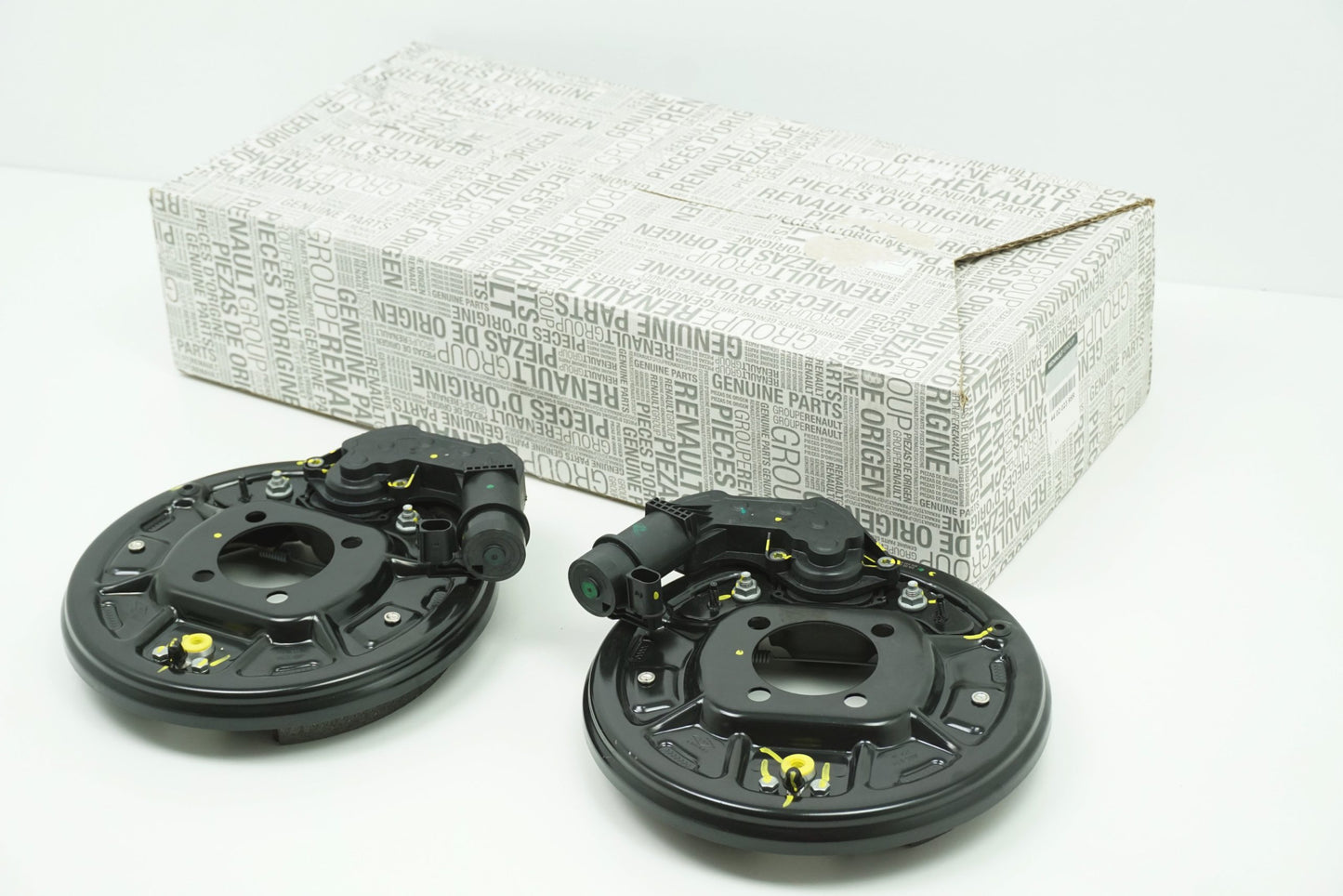Pièce d'origine Jeu de mâchoires de frein arrière pour Renault 440202395R