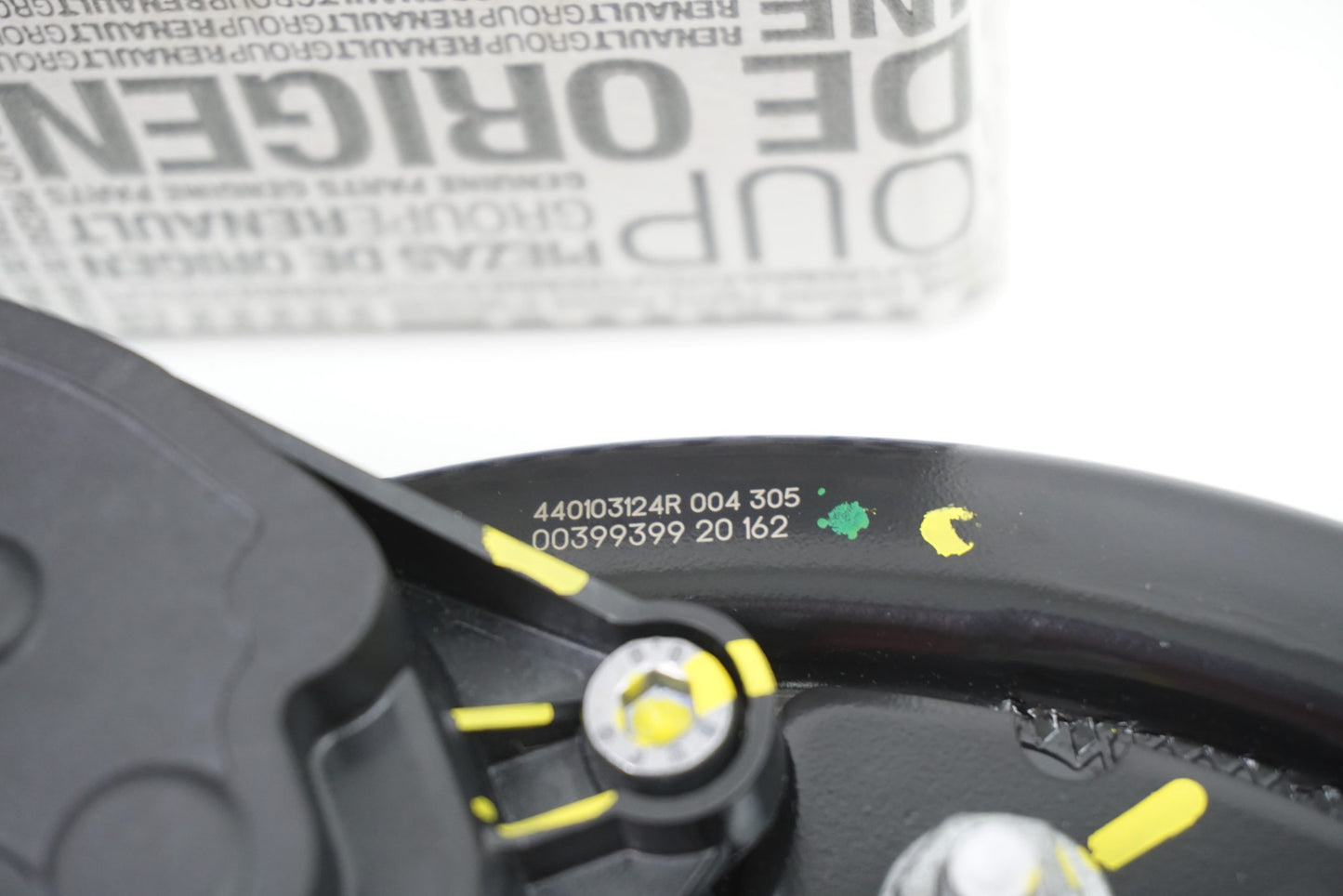 Pièce d'origine Jeu de mâchoires de frein arrière pour Renault 440202395R