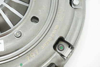 Pièce d'origine Kit d'embrayage pour Renault Trafic III 1.6 dCi 302055584R
