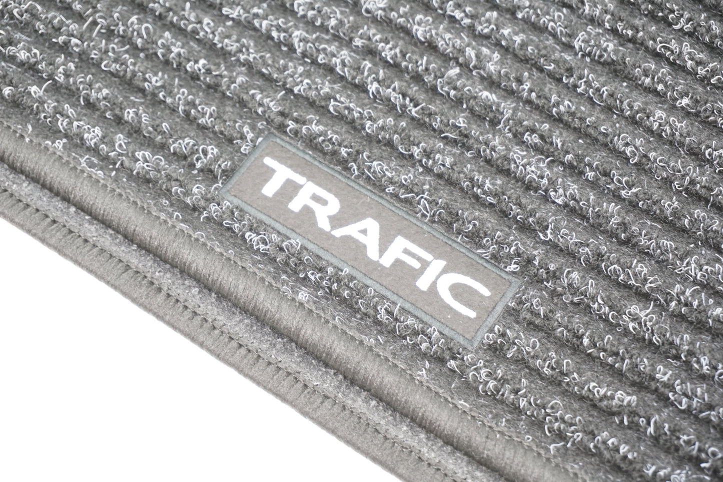 Pièce d'origine Tapis de sol velours pour Renault Trafic III 8201437620