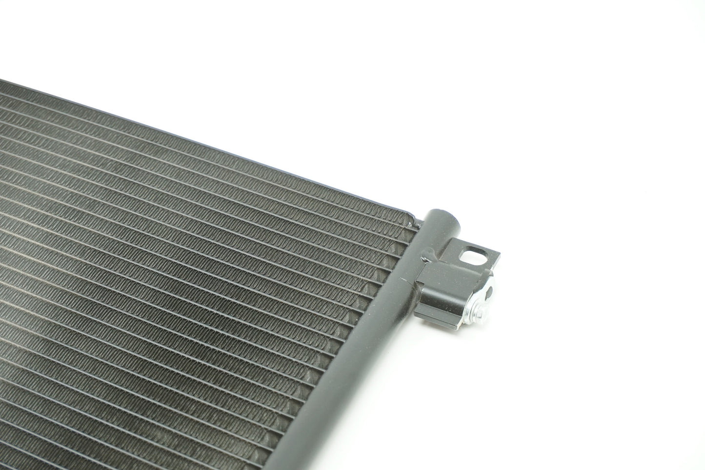 Pièce d'origine Condenseur de climatisation pour Renault Trafic III 8660006075
