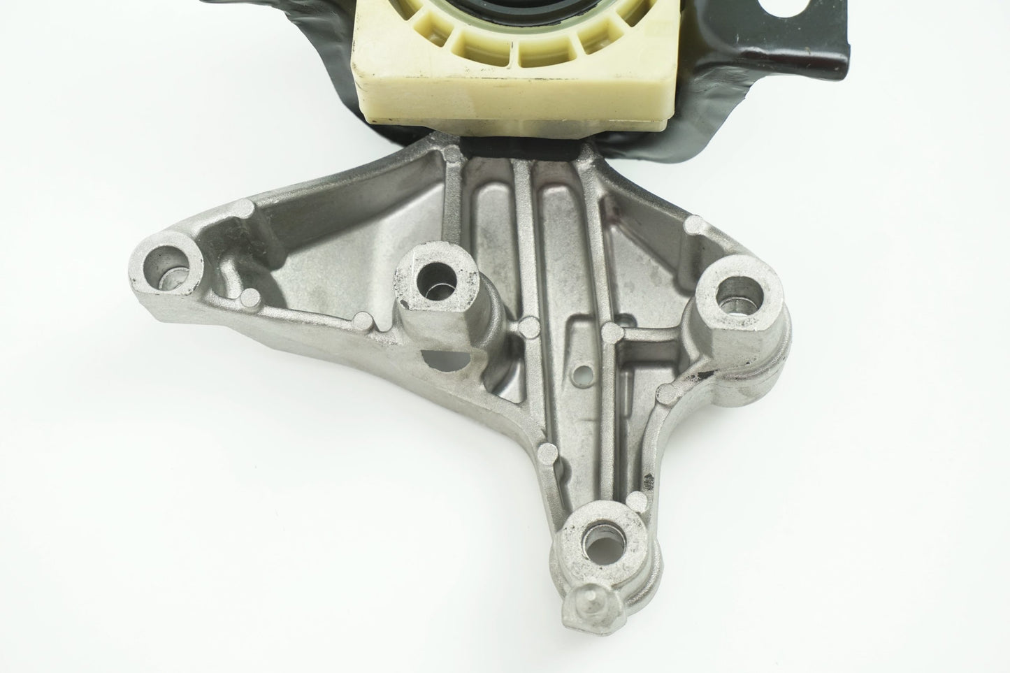 Pièce d'origine Support moteur pour Renault Kangoo II 112102294R