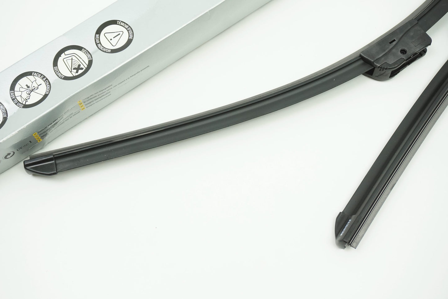 Pièce d'origine Balais d'essuie-glace pour Renault Megane II 288908411R