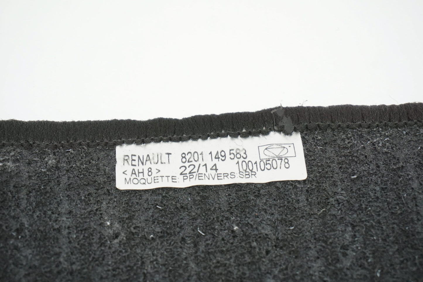 Pièce d'origine Tapis de sol en velours pour Dacia Dokker 8201149583