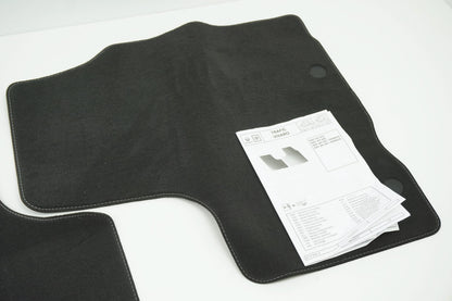 Pièce d'origine Tapis de sol en velours pour Renault Trafic III 8201437615
