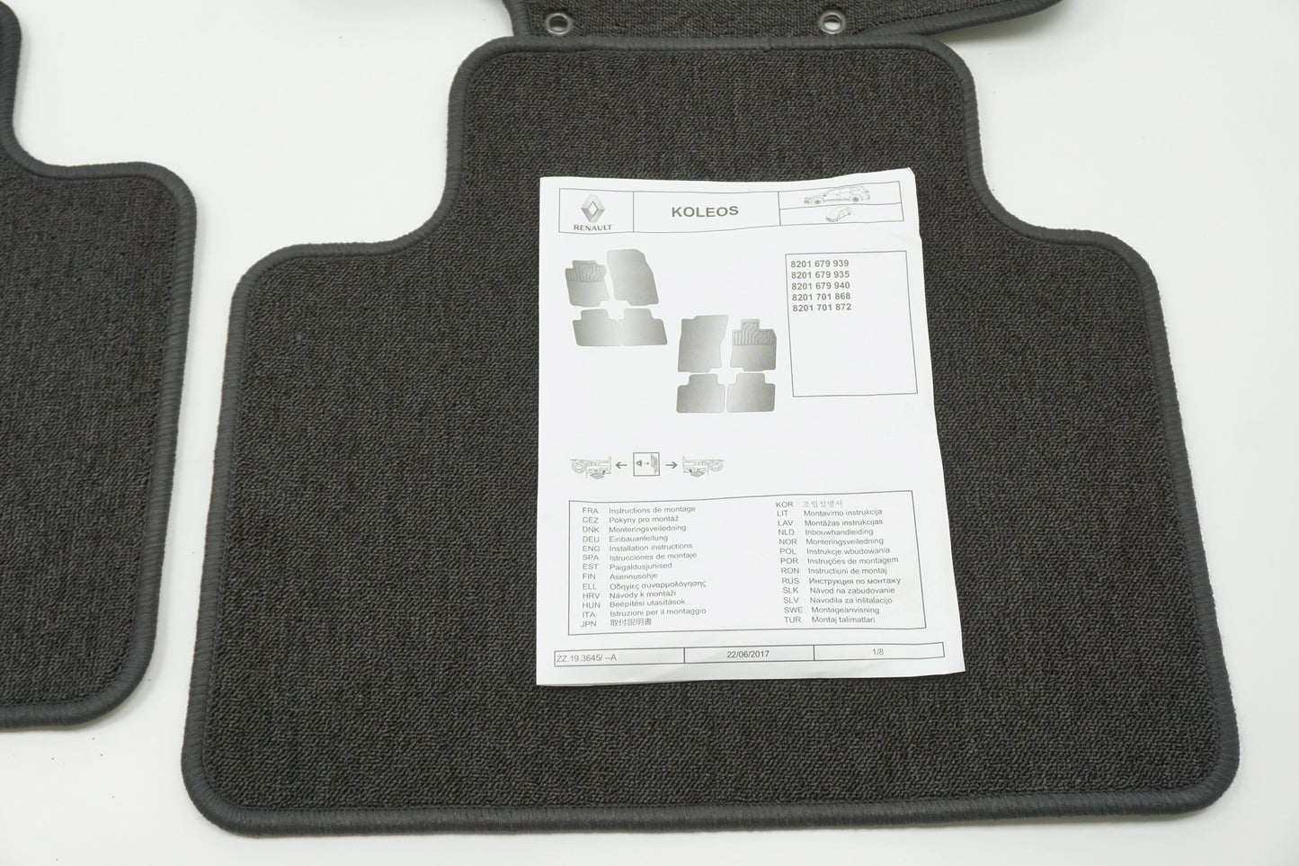 Pièce d'origine Tapis de sol en velours pour Renault Koleos II 8201701868
