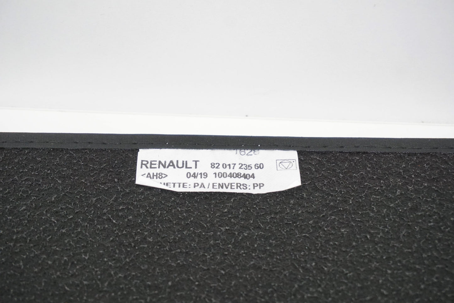 Pièce d'origine Tapis de sol en velours pour Renault Twingo III 8201723560